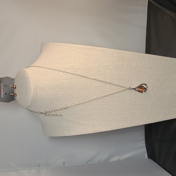 Necklace Brown Moonstone dainty 🤎 w earrings NEW